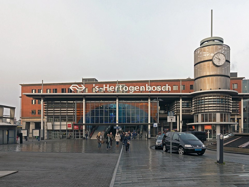 Motorrijles Max in 's-Hertogenbosch