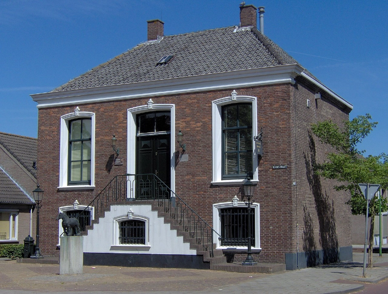 Motorrijles Max in Hedel