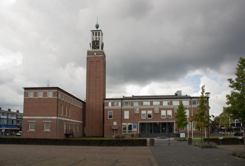 Motorrijles Max in Rijen